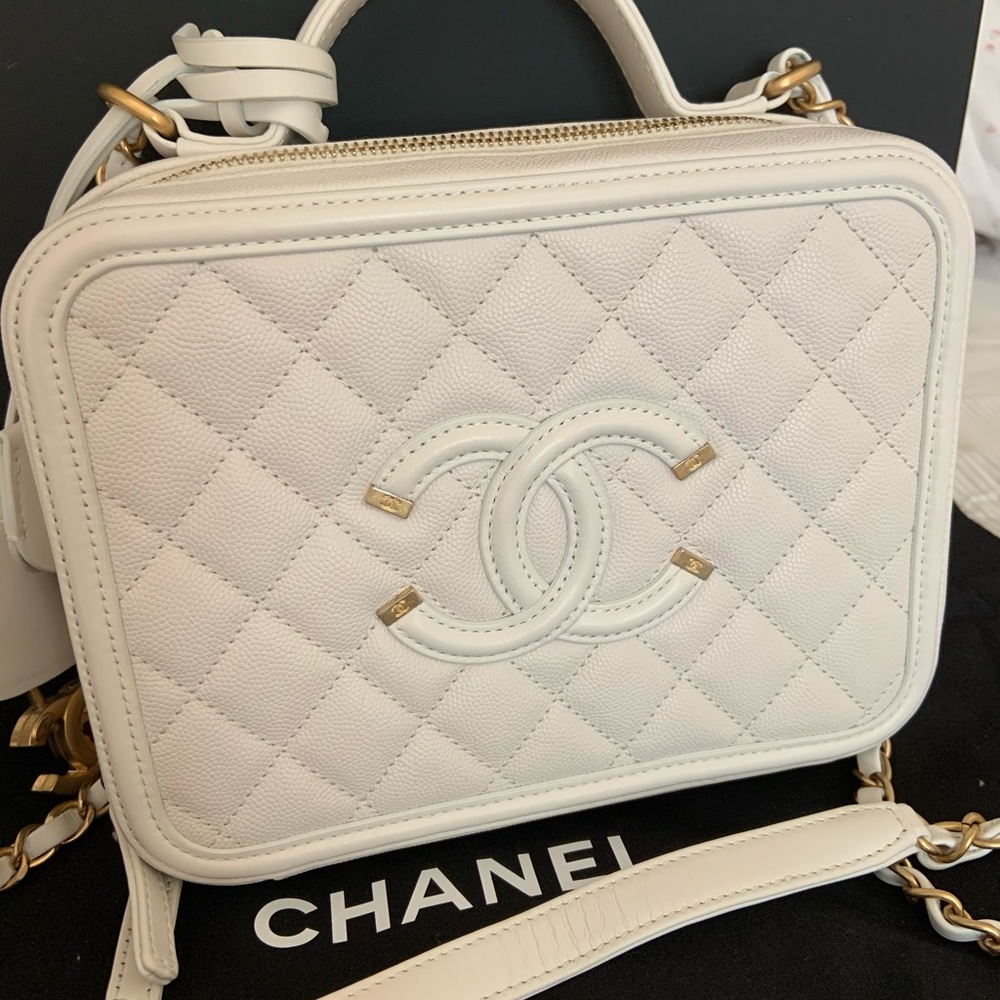 Chanel medium vanity case - Picture 6 of 8